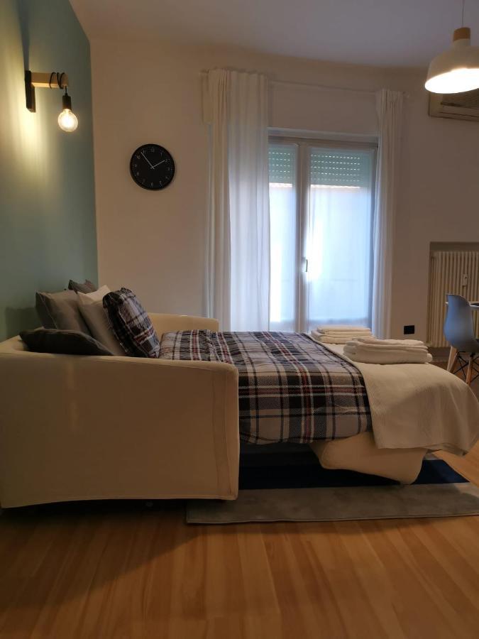 Appartamento Drio Le Mura Тренто Екстериор снимка